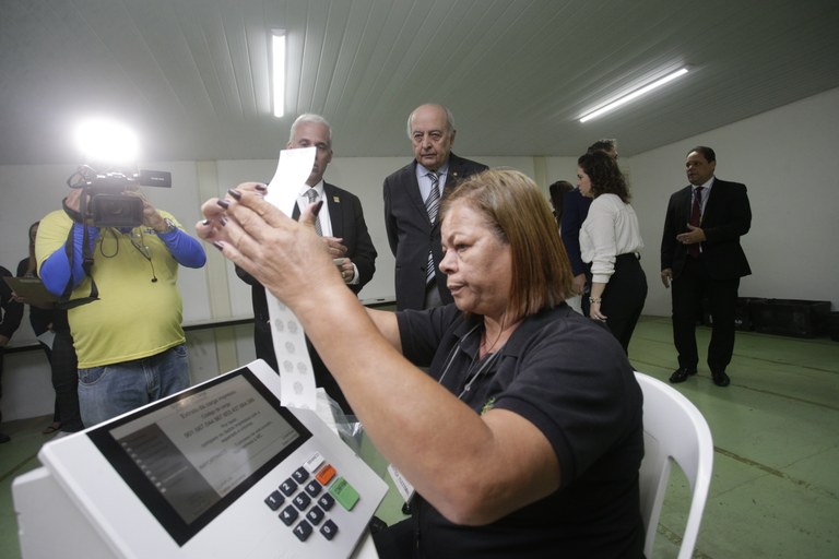 Presidente destaca transparência no início da preparação das urnas para as Eleições 2024